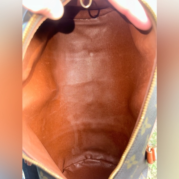 Authentic Louis Vuitton bag - Picture 10 of 10